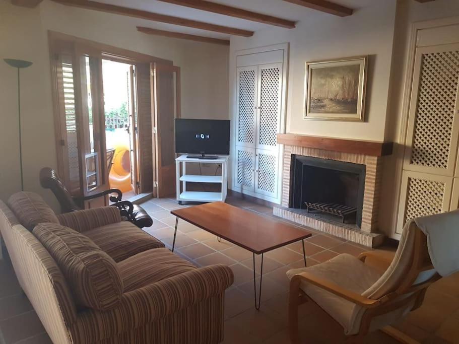 Chalet Adosado En La Playa De El Perellonet Con Piscina, Pista Tenis Valencia Exterior foto